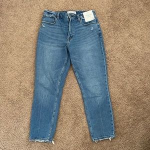 NWT Abercrombie skinny high rise curve love jeans size 28